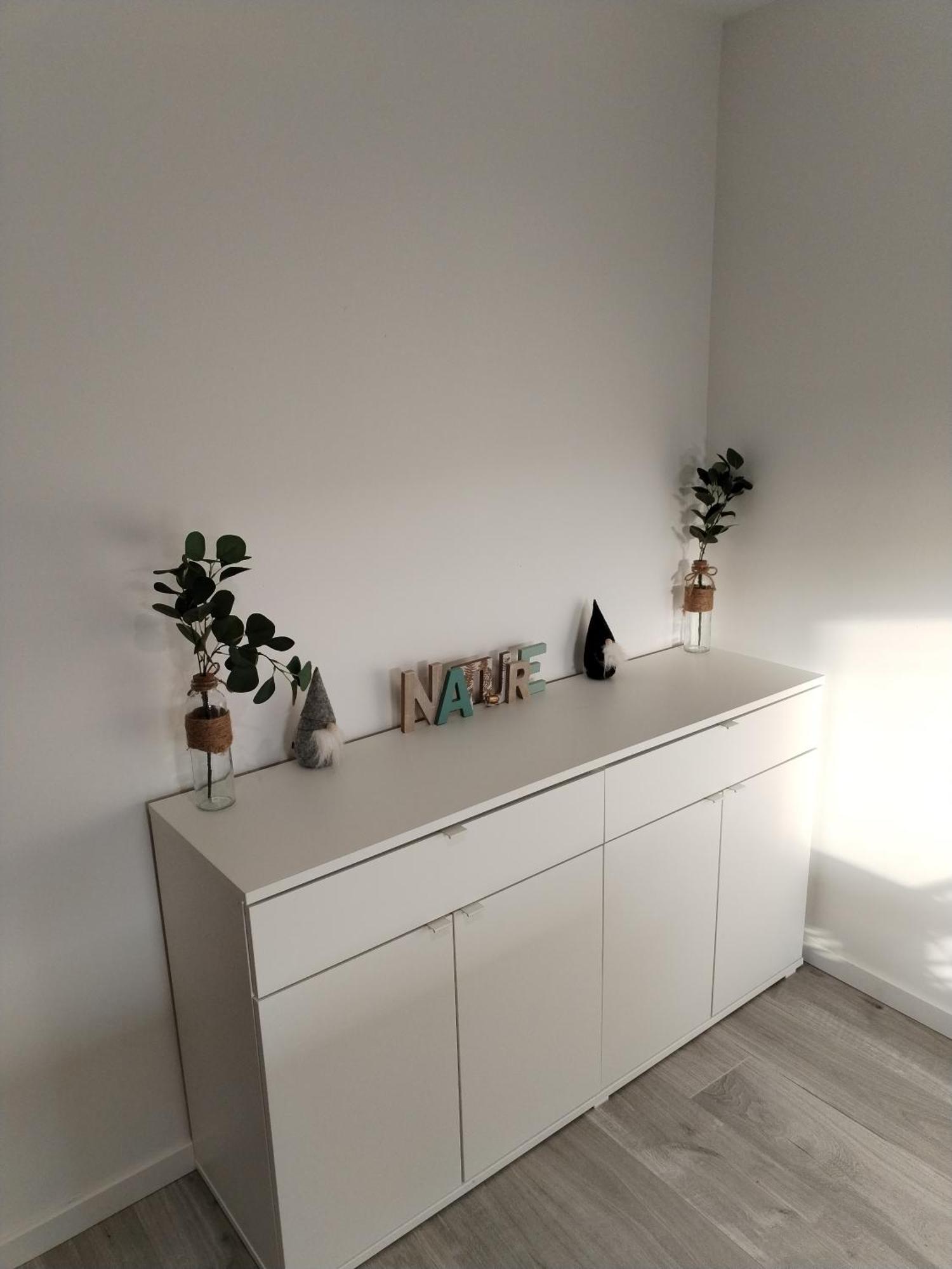 Eden Apartment *